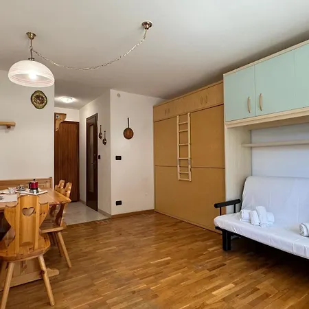 Hostdomus- Terrace Apartment Sestriere